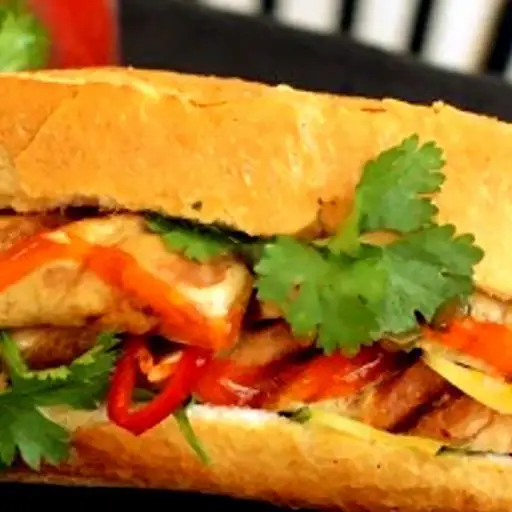 Hình ảnh Bánh mì xúc xích