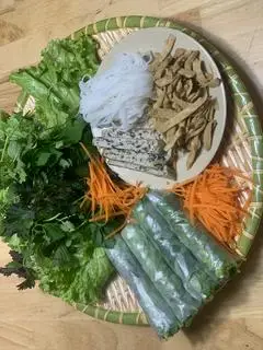 Hình ảnh Nem cuốn chay (hộp 5 cuốn)