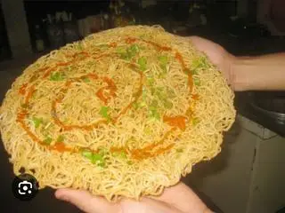 Hình ảnh hủ tiếu chiên giòn 2 trứng