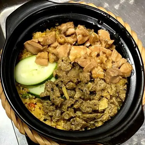 Hình ảnh Cơm thố bò gà