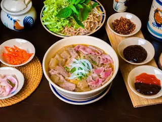Hình ảnh Bún Bò Tái Nạm Gân