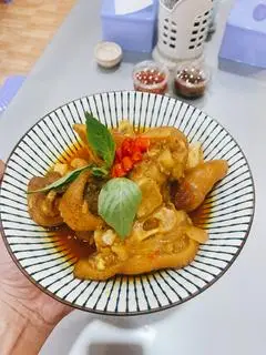 Hình ảnh Giò heo giả cầy