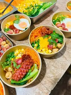 Hình ảnh Mì Phô Mai Nissin Trứng Xúc xích