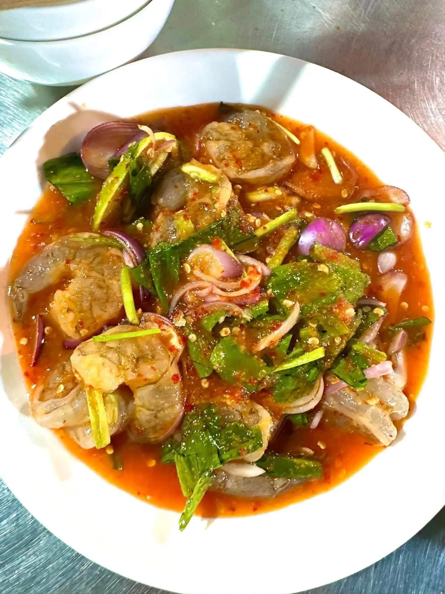 Hình ảnh Gỏi tôm sống sốt thái