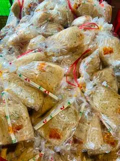 Hình ảnh TUI BÁNH TRÁNG Trộn Mỡ hành + trái quất 
