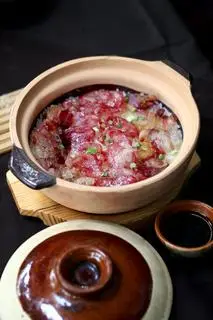 Hình ảnh Thố thịt lạp lạp xưởng