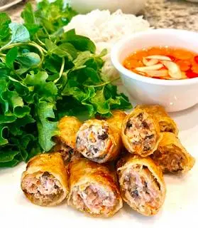 Hình ảnh Bún Nem rán
