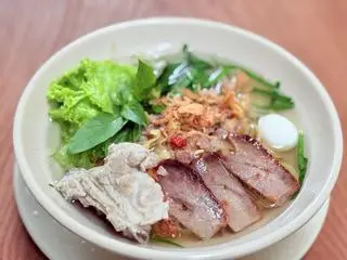 Hình ảnh Mì xương xá xíu