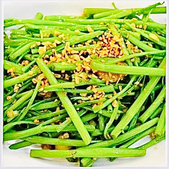 Hình ảnh RAU MUỐNG XÀO MẮM TỎI ( Chỉ Bán Kèm Với Viên Chiên 80k Trở Lên. KHÔNG BÁN RIÊNG )