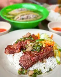 Hình ảnh CƠM TẤM SƯỜN CÂY
