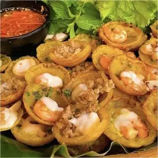 Hình ảnh Bánh Khọt tôm thịt (4 tôm + 4 thịt)