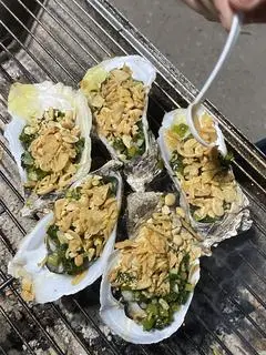 Hình ảnh HÀU ĐẠI DƯƠNG NƯỚNG MỠ HÀNH