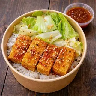 Hình ảnh Cơm đậu hủ xốt cay Malaysia
