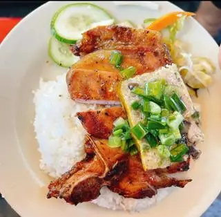 Hình ảnh cơm sườn chả