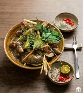 Hình ảnh Ốc Lẫn Xào Me