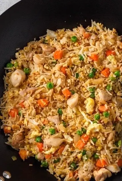 Hình ảnh Cơm Rang Gà lẫn