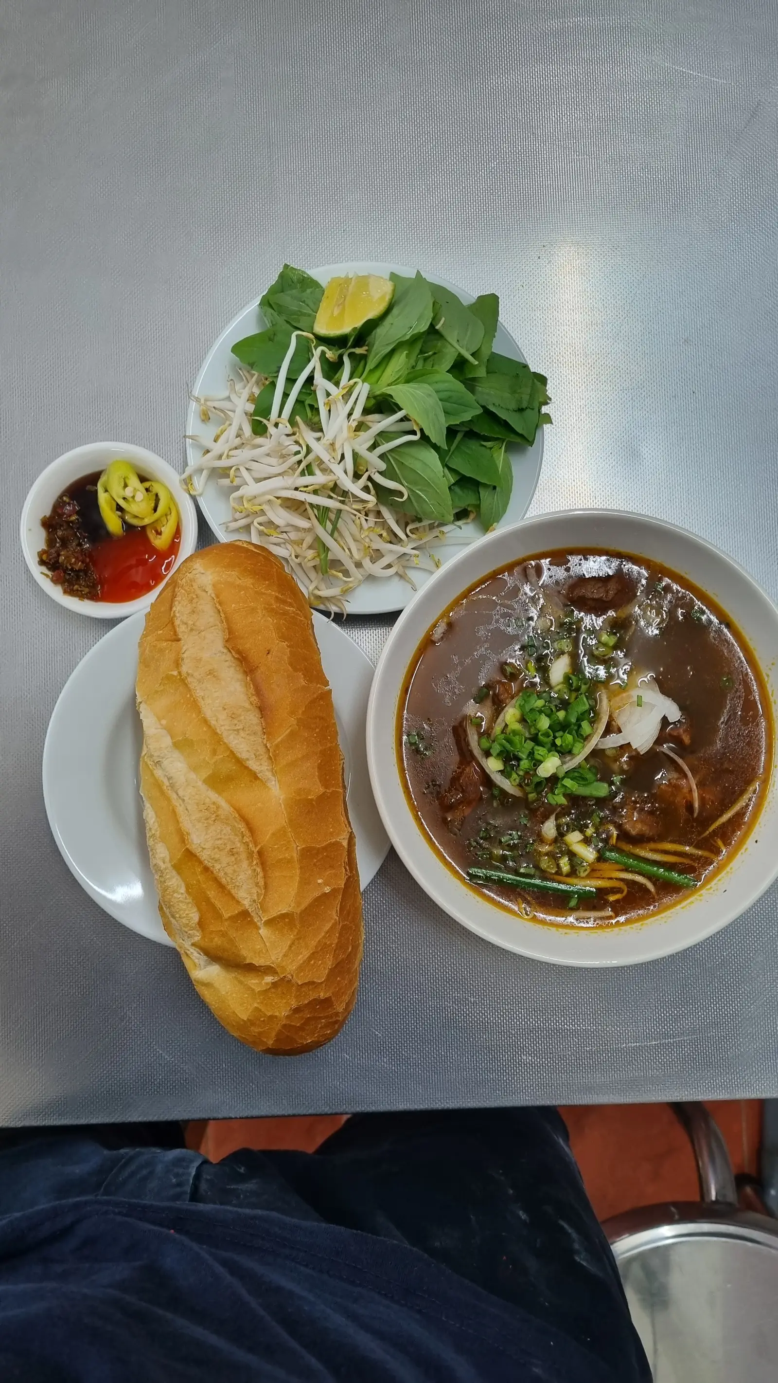 Hình ảnh bánh mì bò kho 