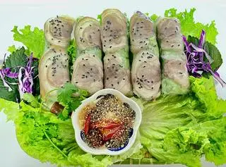 Hình ảnh sét 5 gỏi cuốn bắp giò heo 