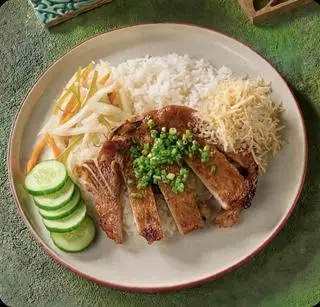 Hình ảnh Cơm Tấm Sườn Nướng + Bì