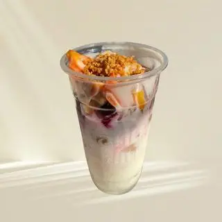 Hình ảnh Trái cây dầm sữa chua - Đặc biệt full topping