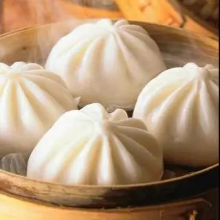 Hình ảnh 1 bánh bao 2 cút+ thịt thọ phát