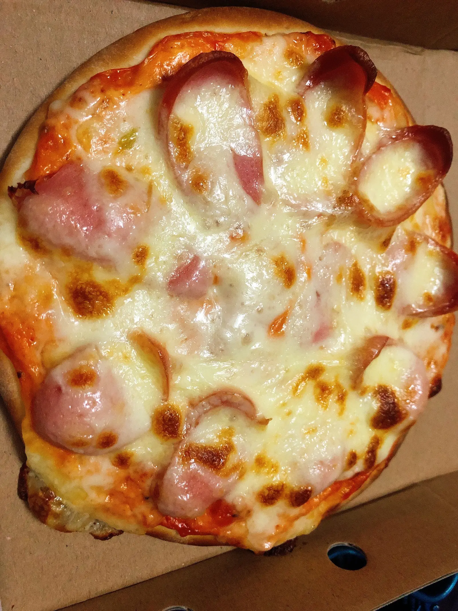 Hình ảnh Pizza xúc xích (16cm)