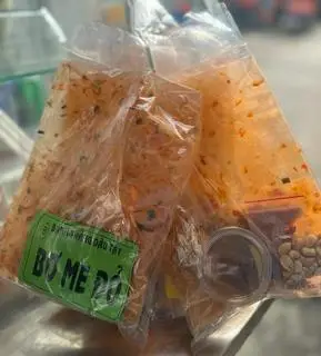 Hình ảnh Bánh Tráng Bơ Me Đỏ