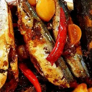 Hình ảnh Cá nục kho sả