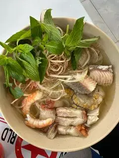 Hình ảnh Bún nước lèo đặc biệt