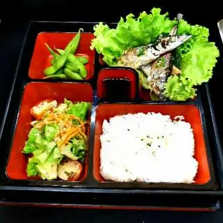 Hình ảnh Bento Sanma yaki
