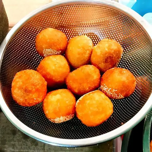 Hình ảnh Bánh rán ngọt vừng