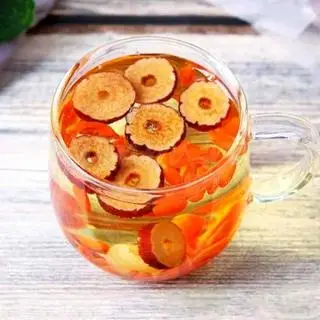 Hình ảnh Trà gừng táo đỏ nóng