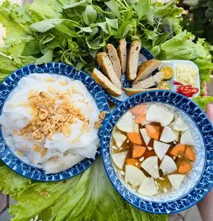 Hình ảnh Bánh cuốn chả cá