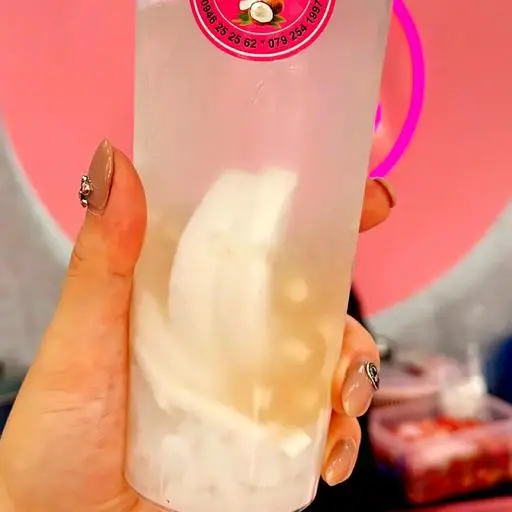 Hình ảnh Nước dừa truyền thống