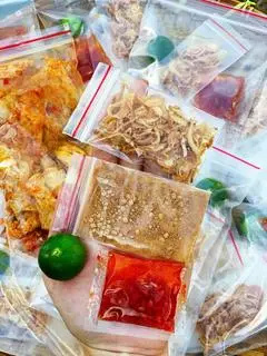 Hình ảnh Dẻo phơi sương muối sặc dầu ớt 