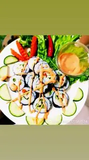 Hình ảnh Rong biển cuốn cơm trắng chay