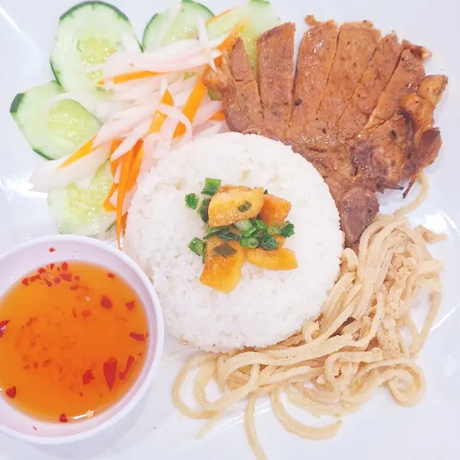 Hình ảnh Cơm tấm sườn- bì