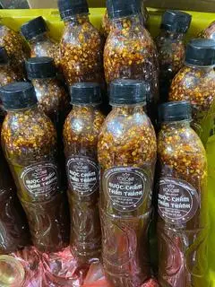 Hình ảnh 1 chai sốt chấm thần thánh loại 1