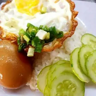 Hình ảnh Cơm hột vịt - ốp la