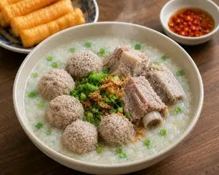 Hình ảnh Cháo sườn + bò viên 