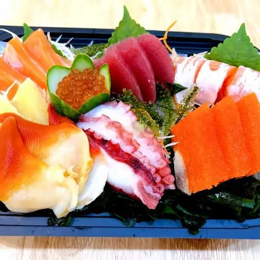 Hình ảnh Sashimi CB4 - 8 loại