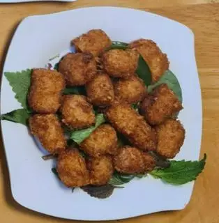 Hình ảnh Nem chua rán