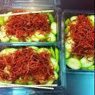 Hình ảnh Mix cóc xoài lắc bò khô 
