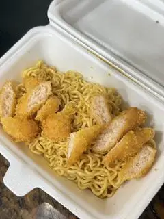 Hình ảnh Mì trộn nem chua