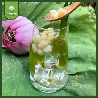Hình ảnh Chè Sen Xanh Lá Nếp - ĐẶC BIỆT 