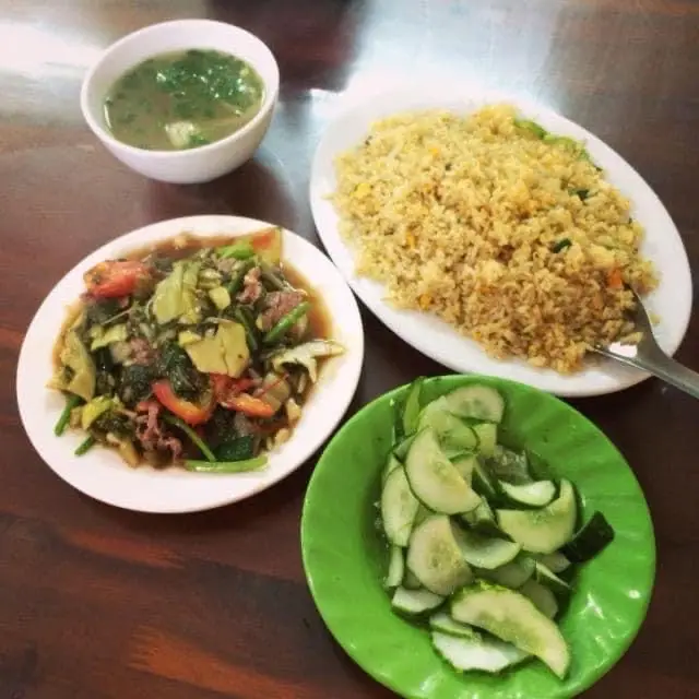 Hình ảnh Cơm rang dưa bò xào riêng 