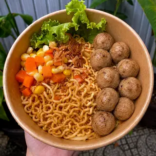 Hình ảnh Mì trộn indomie cá viên/bò viên/tôm viên