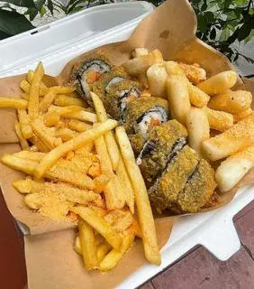 Hình ảnh Combo KimBap 1 c +Khoai Tây+Tok lắc 