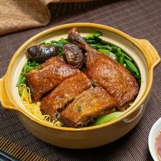 Hình ảnh Mì vịt tiềm 1/4 đùi