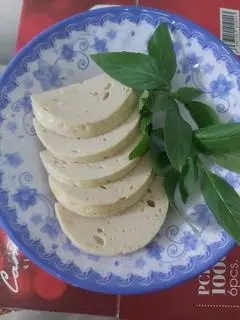 Hình ảnh giò(chả) lụa thêm.